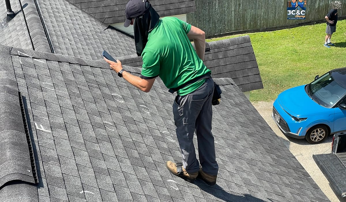 Roof-insurance-claim-inspection